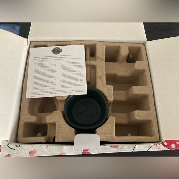 Disney Star Wars Grogu Scentsy warmer - Picture 3 of 10